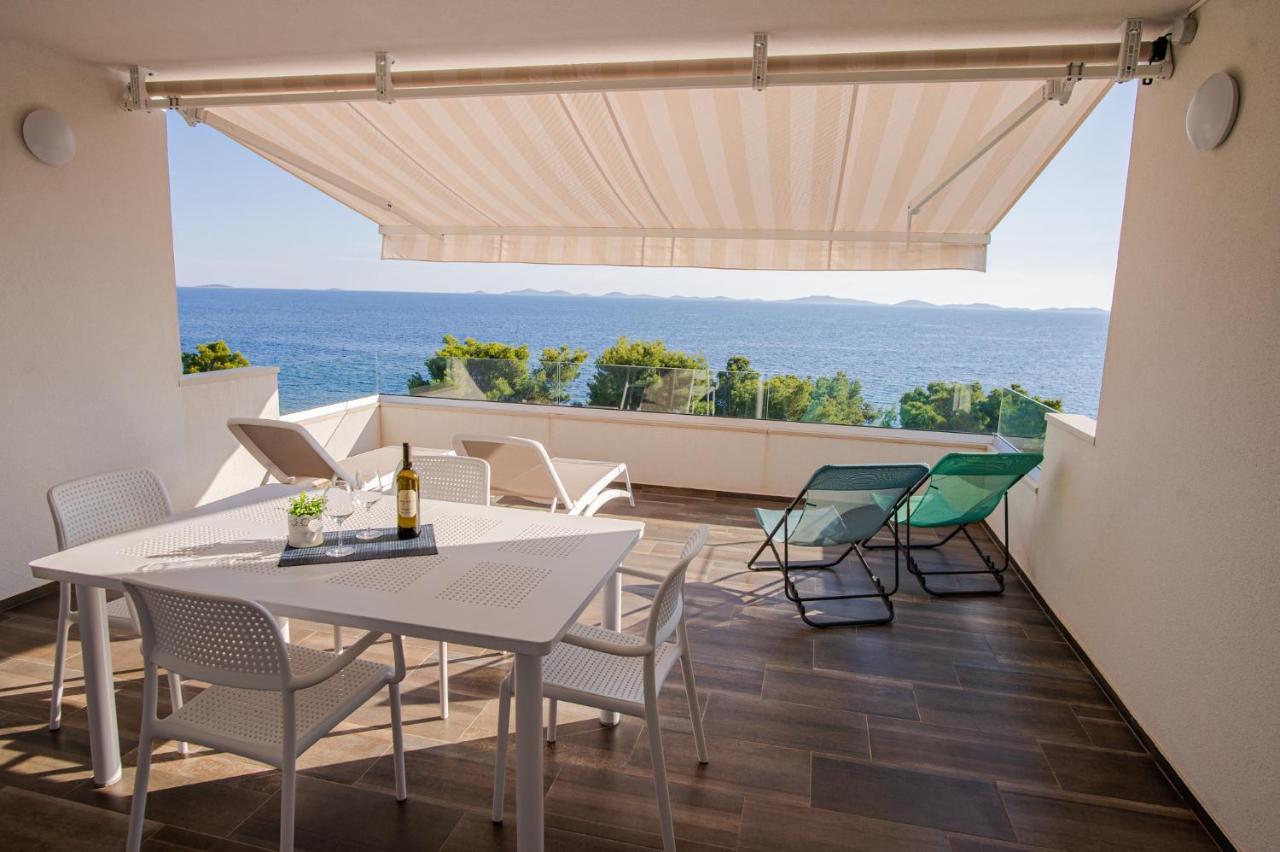 Exclusive Seaside Dream Apartments Murter Exterior photo