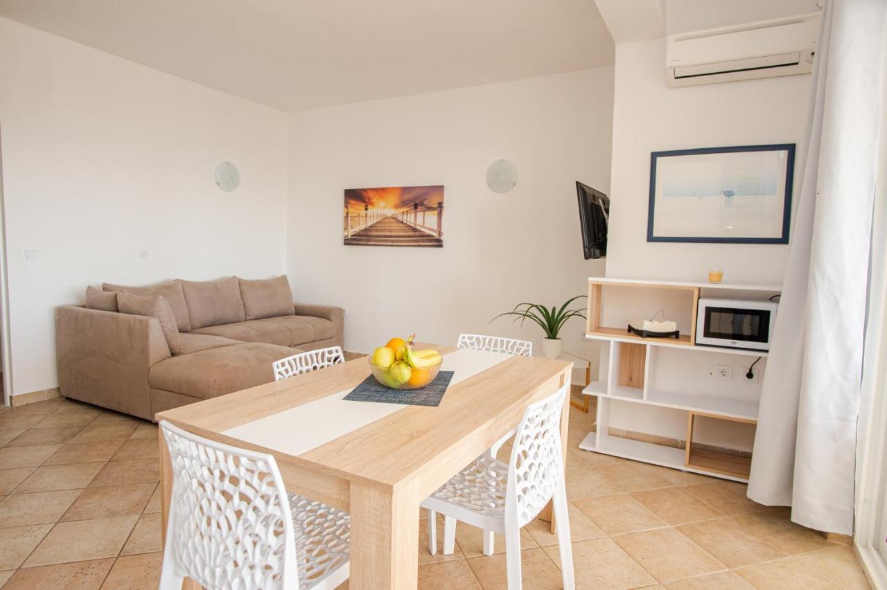 Exclusive Seaside Dream Apartments Murter Exterior photo