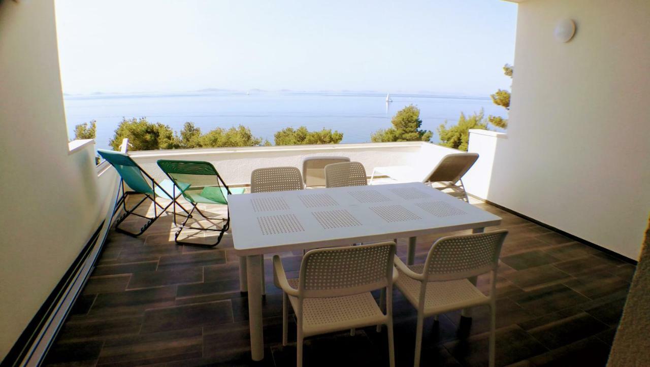 Exclusive Seaside Dream Apartments Murter Exterior photo